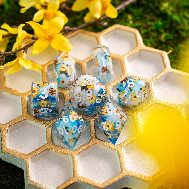 Bees And Flower Handmade Resin DND Dice Set