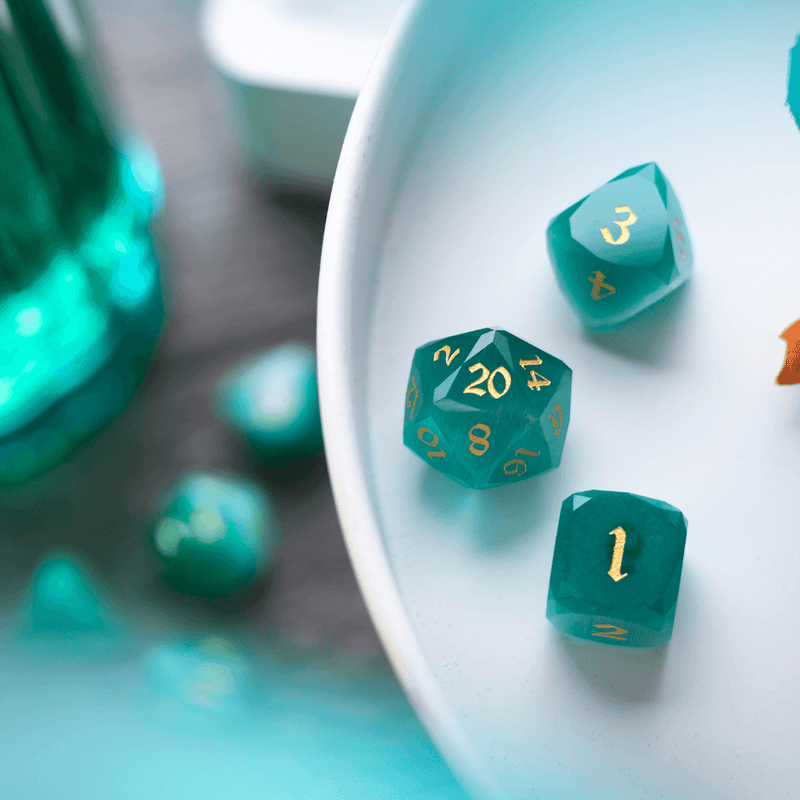 Dwarf Cut Aquamarine Cat’s Eye Gemstone Premium DND Dice Set