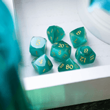 Dwarf Cut Aquamarine Cat’s Eye Gemstone Premium DND Dice Set